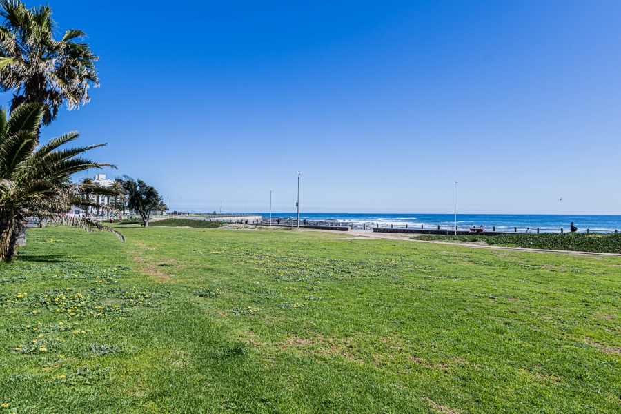 To Let 3 Bedroom Property for Rent in Sea Point Western Cape